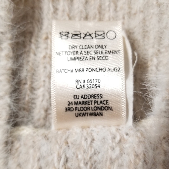 Anthropologie Akemi & Kin Eyelash Turtleneck One Size Biege Cable Knit Poncho - Picture 9 of 10